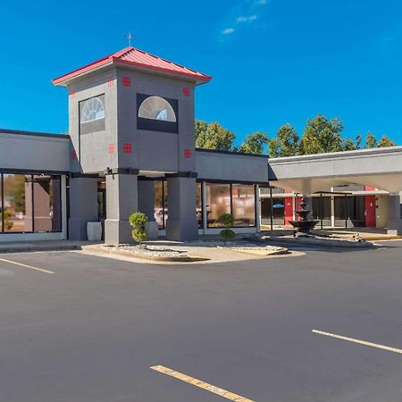 Econo Lodge Кейв-Сити Экстерьер фото