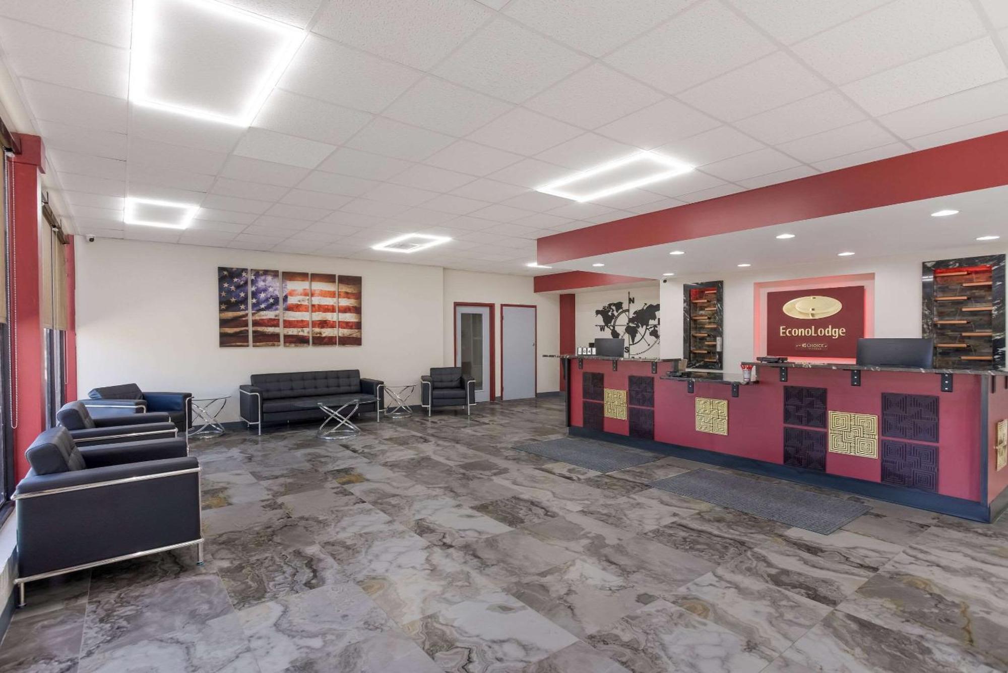 Econo Lodge Кейв-Сити Экстерьер фото