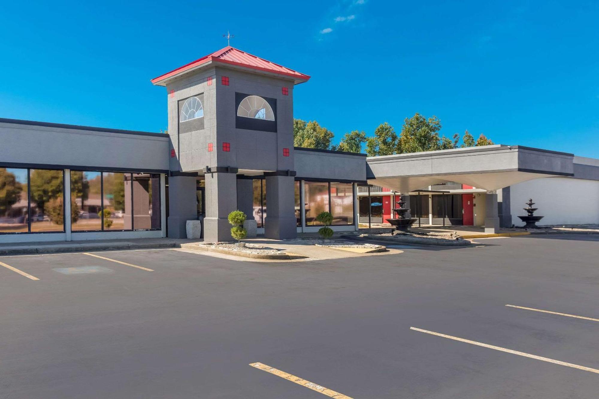 Econo Lodge Кейв-Сити Экстерьер фото